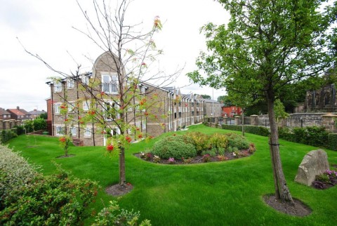 View Full Details for Bramley Court, Standish, Wigan, WN6 0JZ