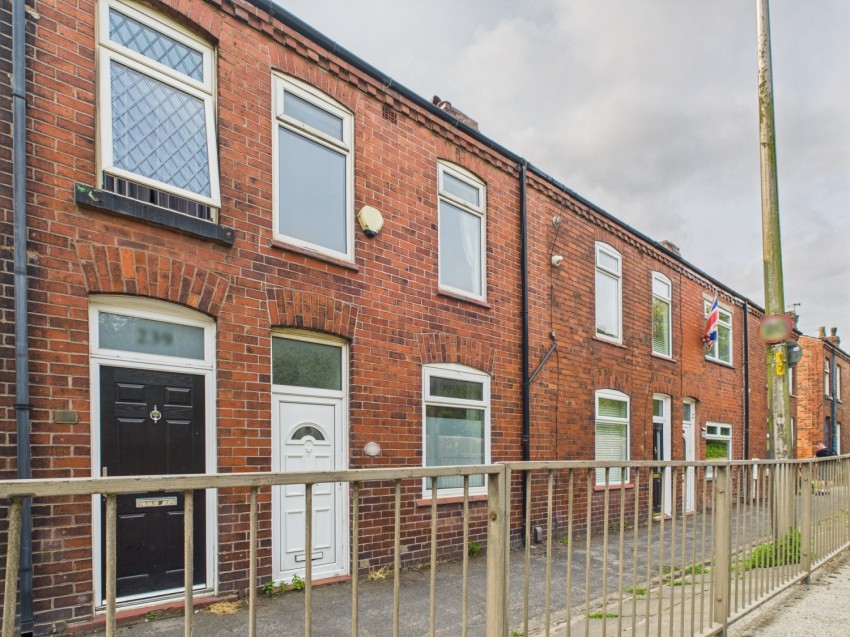 Images for Bradley Lane, Standish, Wigan, WN6 0XF