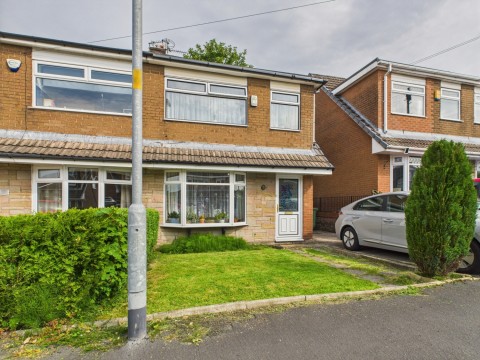 View Full Details for Robin Hill Drive, Standish, Wigan, WN6 0QW